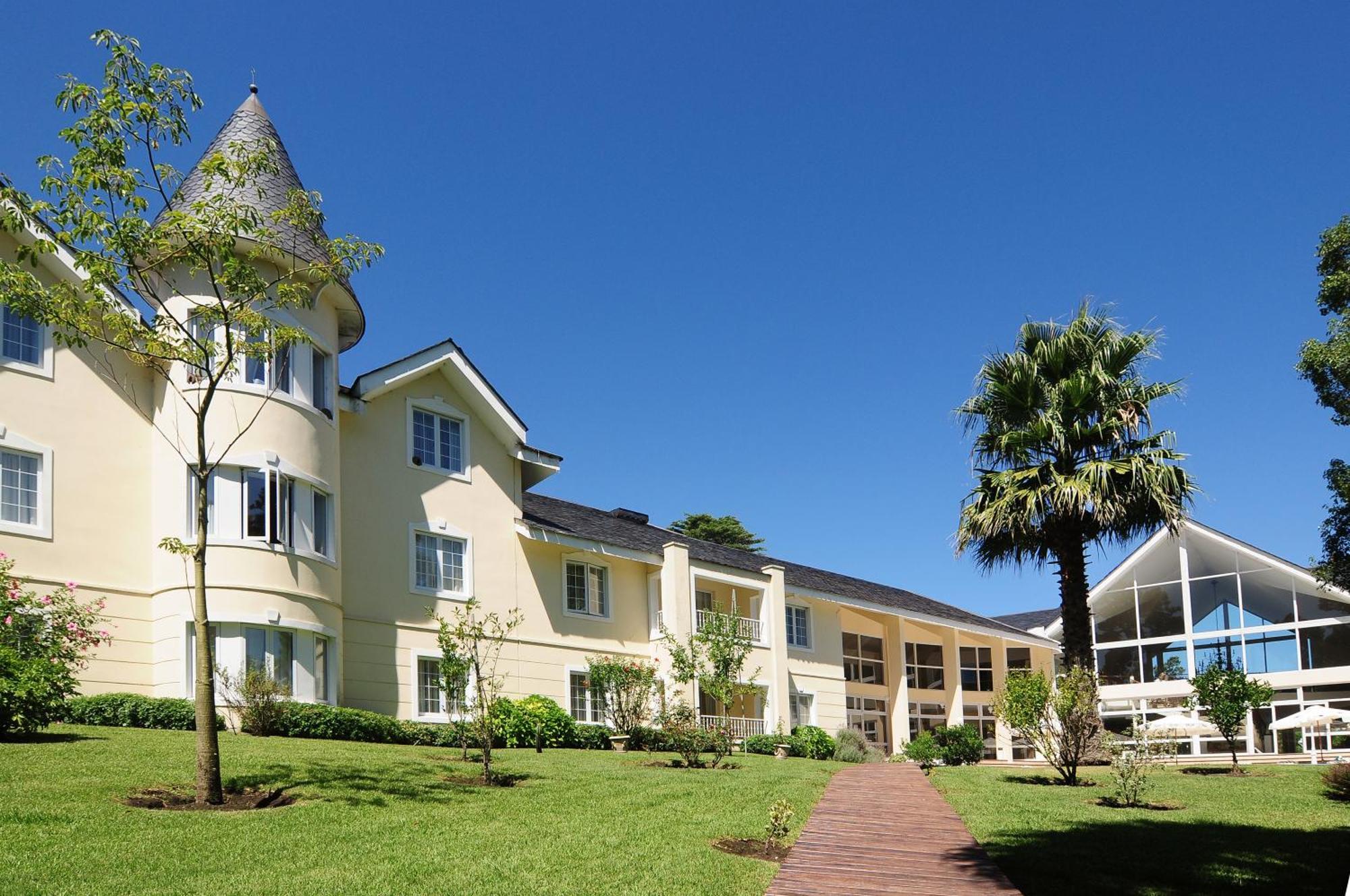 Parque Hotel Jean Clevers Punta del Este Buitenkant foto The main building of the school