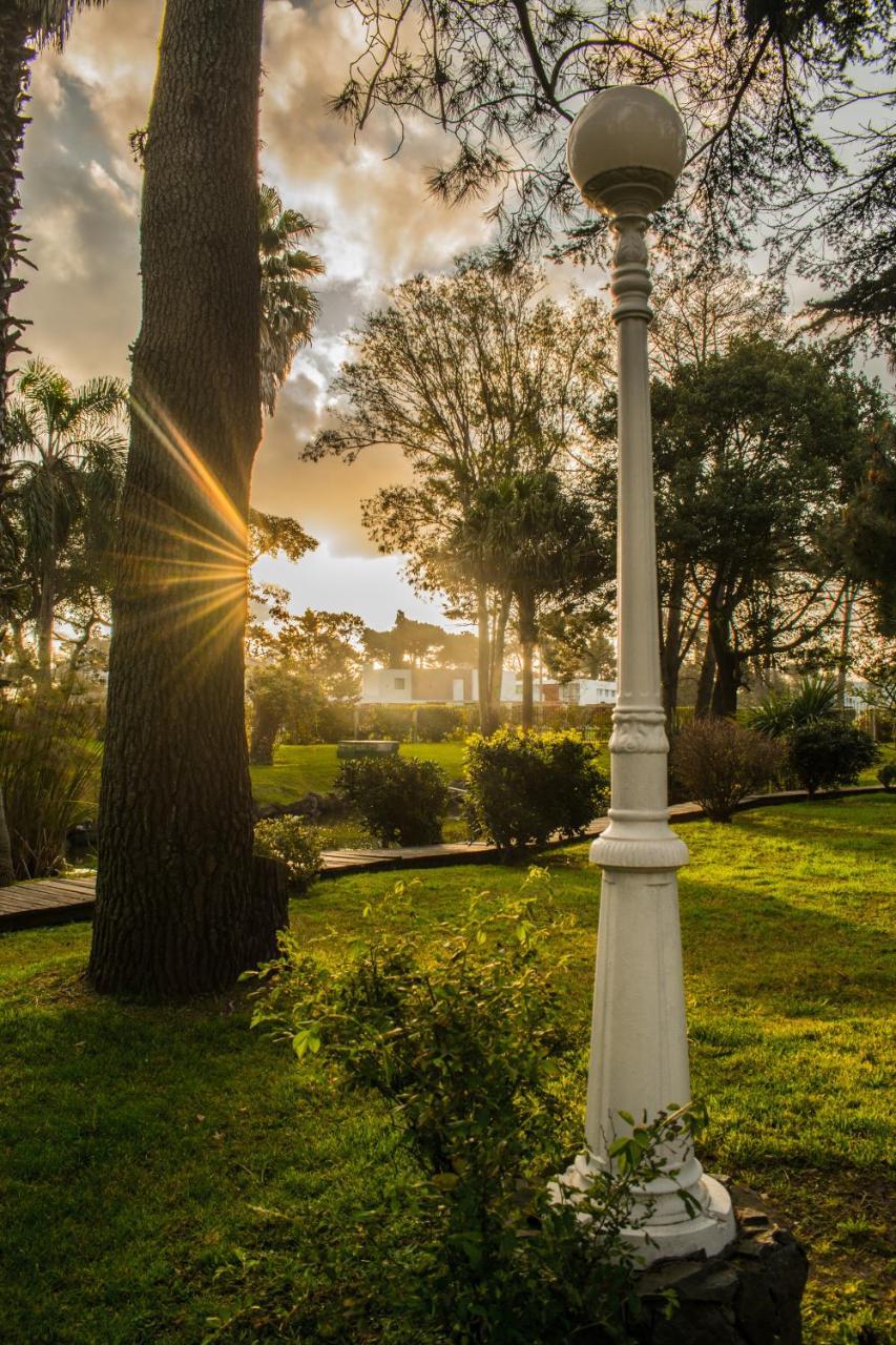 Parque Hotel Jean Clevers Punta del Este Buitenkant foto The gardens of the White House